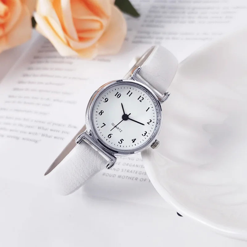 Montre Femme Simple Ronde Quartz Bracelet Cuir – Élégante Minimaliste Cadeau