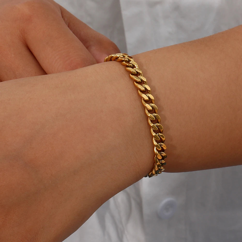 Bracelet Cuban Chain Plaqué Or 18k Acier Inoxydable 316L E.B.belle – Style Minimaliste Streetwear Unisexe | Bijou Homme & Femme Tendance & Anti-Ternissement