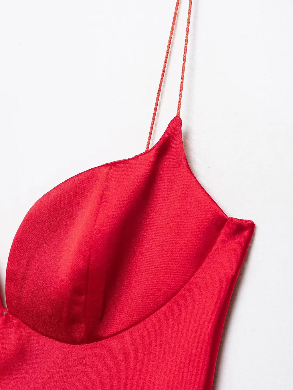 Robe Longue Femme Satin Rouge Col V Bretelles Sans Manches – Fermeture Dos Zip Élégante | HH Été 2025