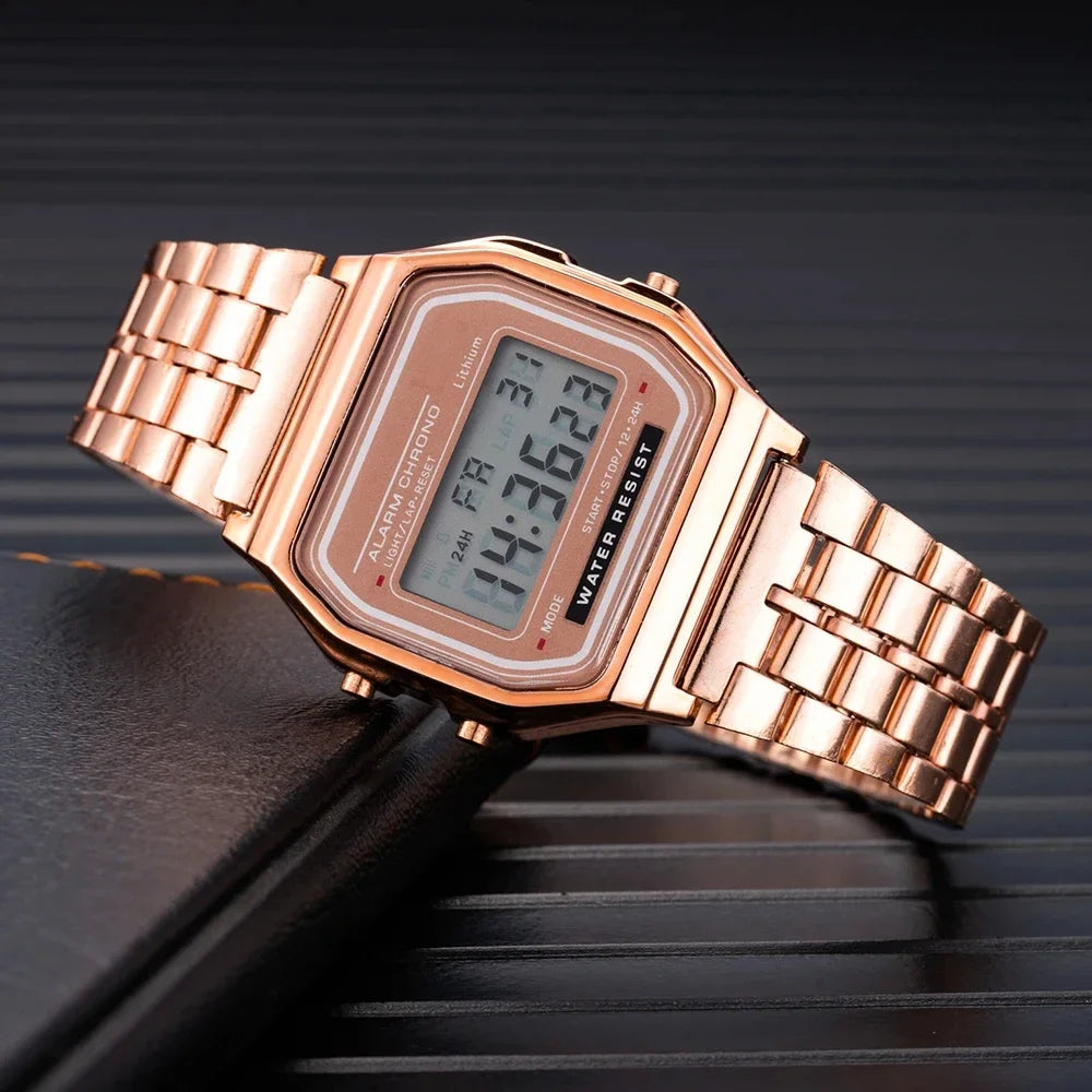 Montre Unisexe Digital LED Or Sport 2025 – Bracelet Électronique Étanche Homme Femme