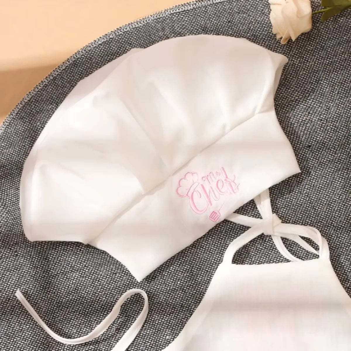 Kit Photo Nouveau-Né Petit Chef – Tablier + Toque Brodés Unisexe Séance Photo Bébé 2 Pièces