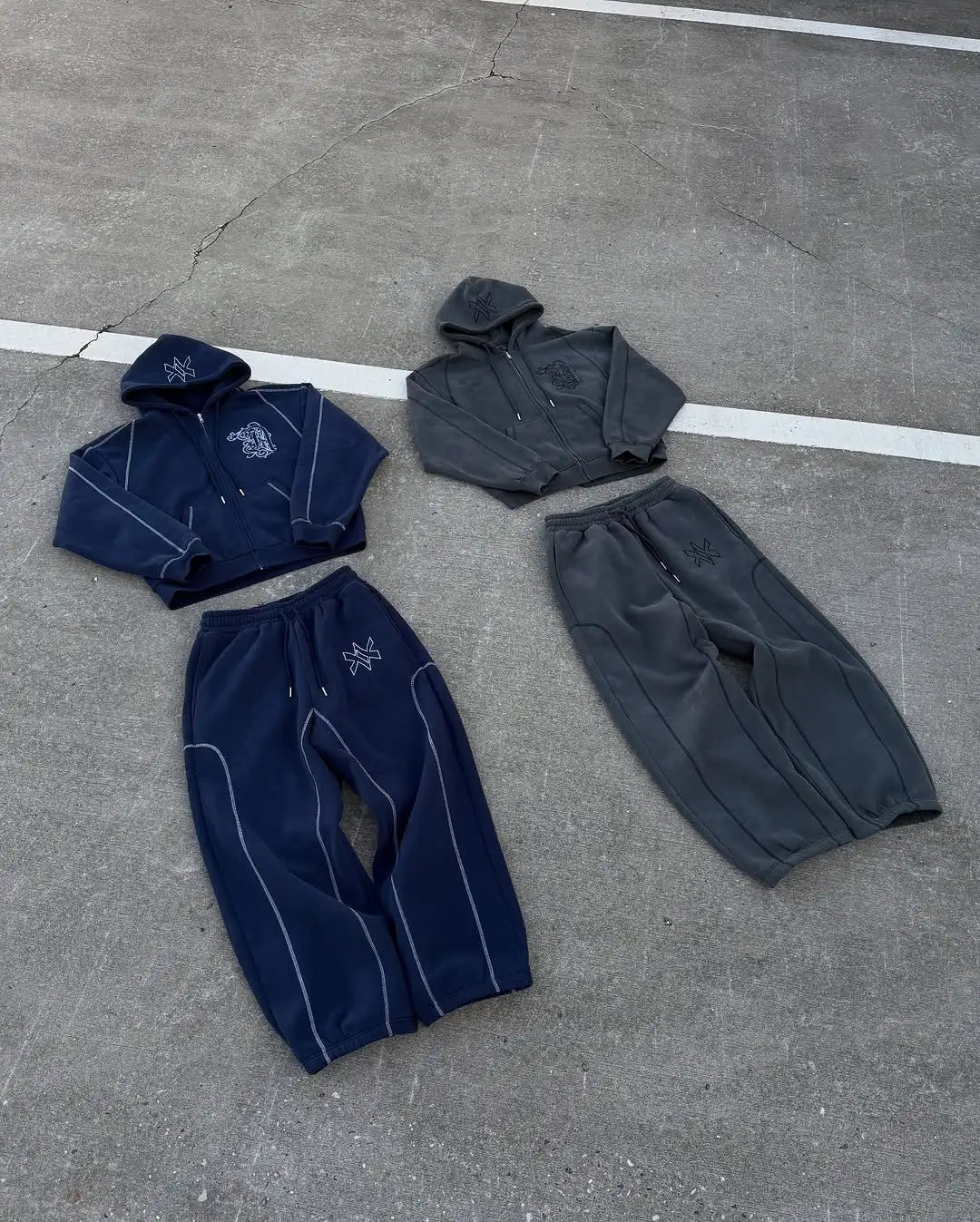Ensemble 2 Pièces Y2K Américain Unisexe – Sweat Capuche Zip Oversize Broderie Hip Hop + Jogging Casual Homme & Femme | Streetwear