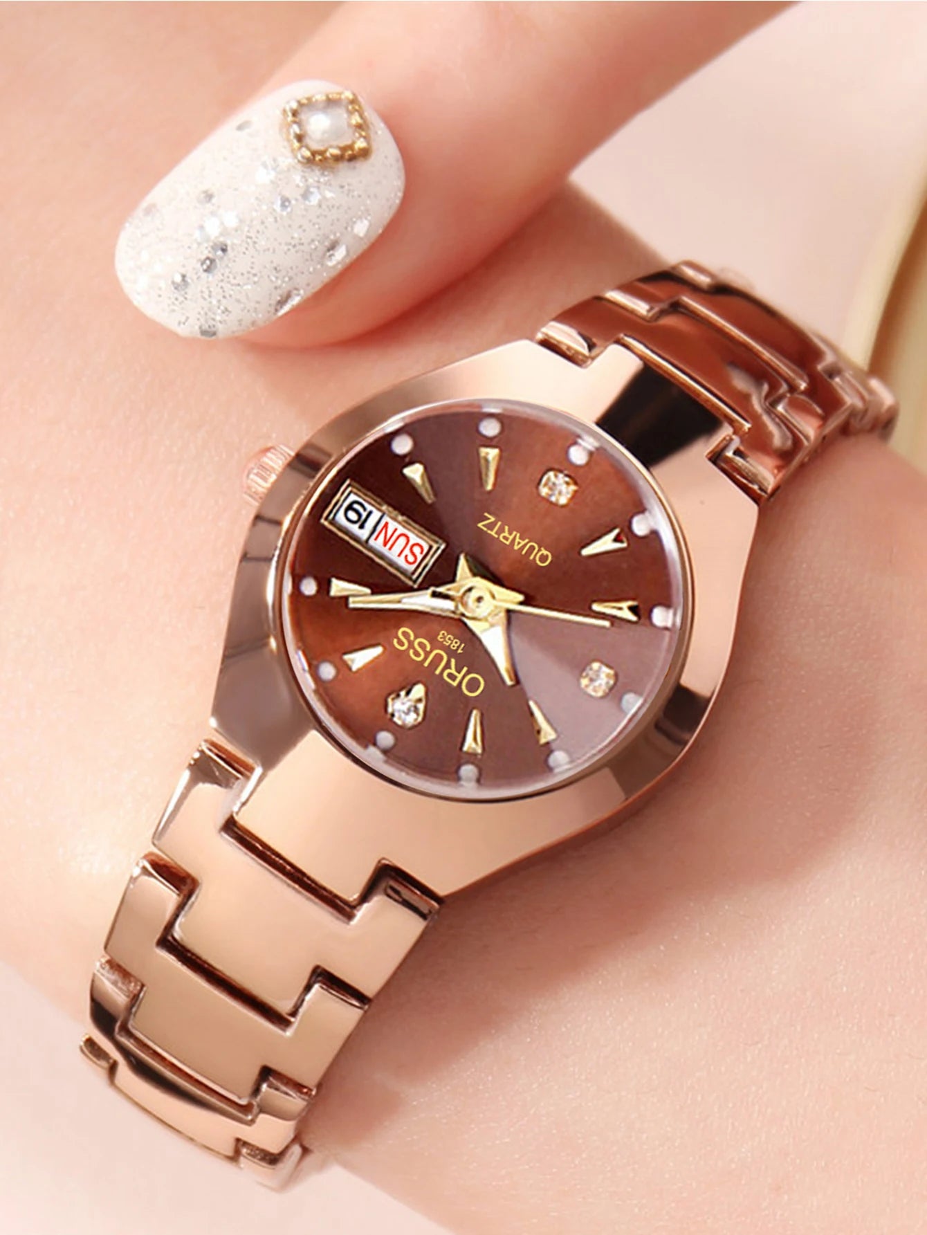 ORUSS Damen Armbanduhr Business Casual Luxus Edelstahl Quarz Datum Tag Wasserdicht 30M – Elegant Fashion