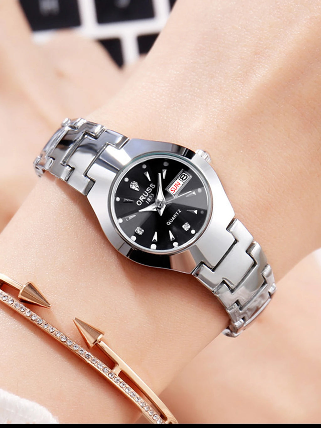 ORUSS Damen Armbanduhr Business Casual Luxus Edelstahl Quarz Datum Tag Wasserdicht 30M – Elegant Fashion