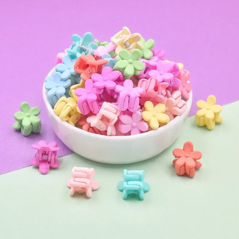 Lot 30 Mini Pinces à Cheveux Fille – Barrettes Colorées Cartoon Lapin Fleur Étoile Couronne Bébé Enfant