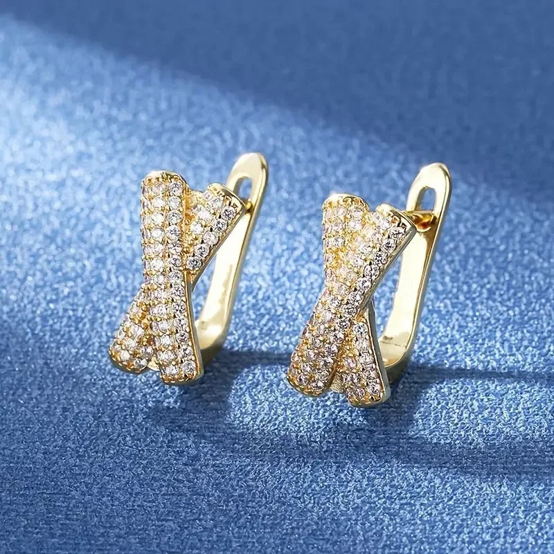 Créoles Luxe Pavées Zircon Couleur Or — Boucles d'Oreilles Femme Élégantes