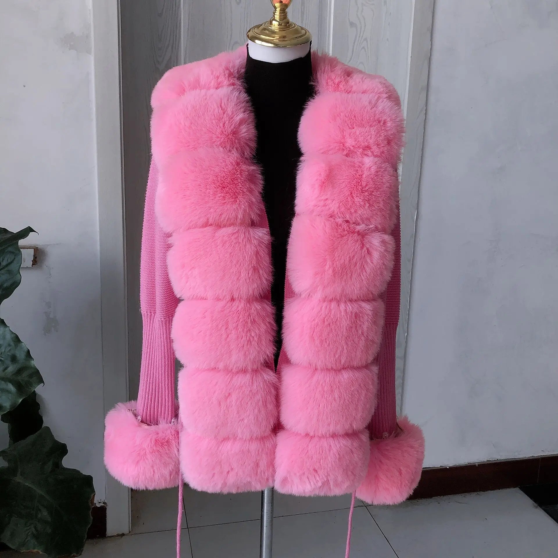 Cardigan Femme Tricot Col Fausse Fourrure Renard Élégant – Manteau Pull Chic & Luxueux | Printemps Automne