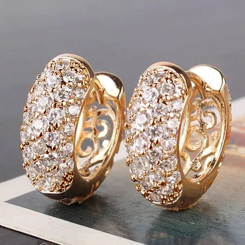Créoles Luxe Pavées Zircon Couleur Or — Boucles d'Oreilles Femme Élégantes