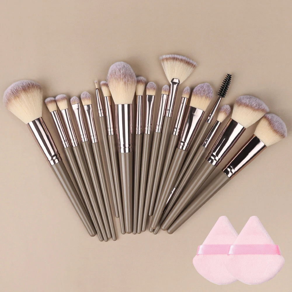Set Pinceaux Maquillage Fluffy 3 à 20 Pcs – Poudre Libre, Fards & Blush | Brosse Fond de Teint Femme