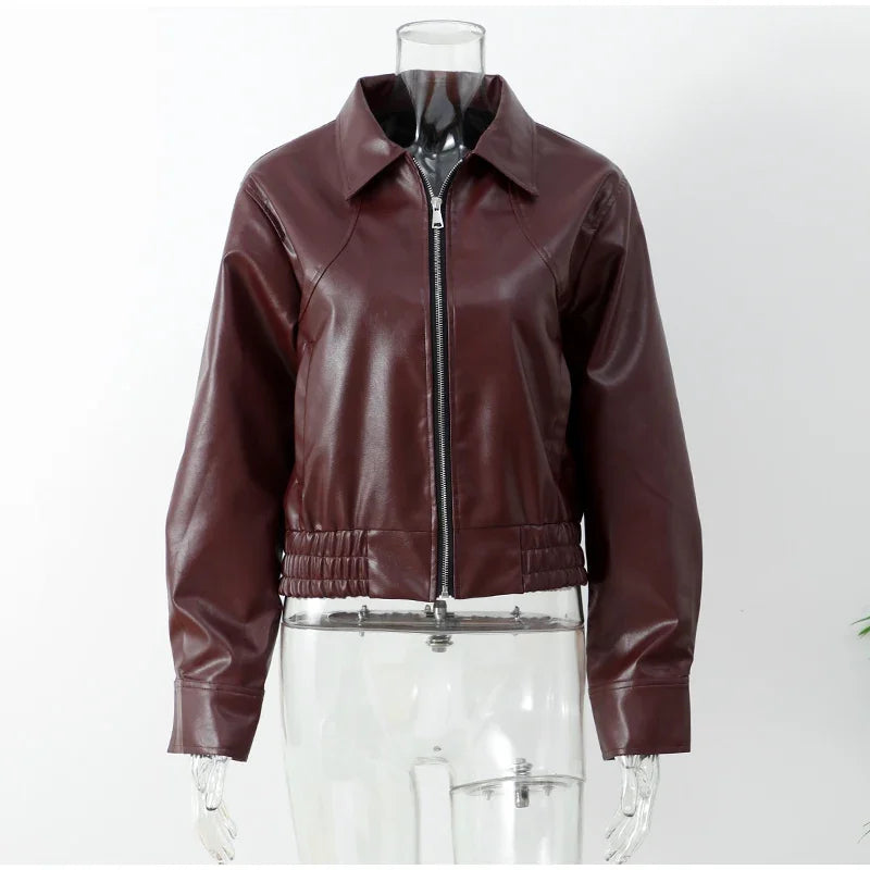 Kurze Damenjacke aus weinrotem PU-Leder, schmal geschnitten, Motorradstil, Reißverschluss, Revers, lange Ärmel – lässiger, schicker Perfecto | Highstreet