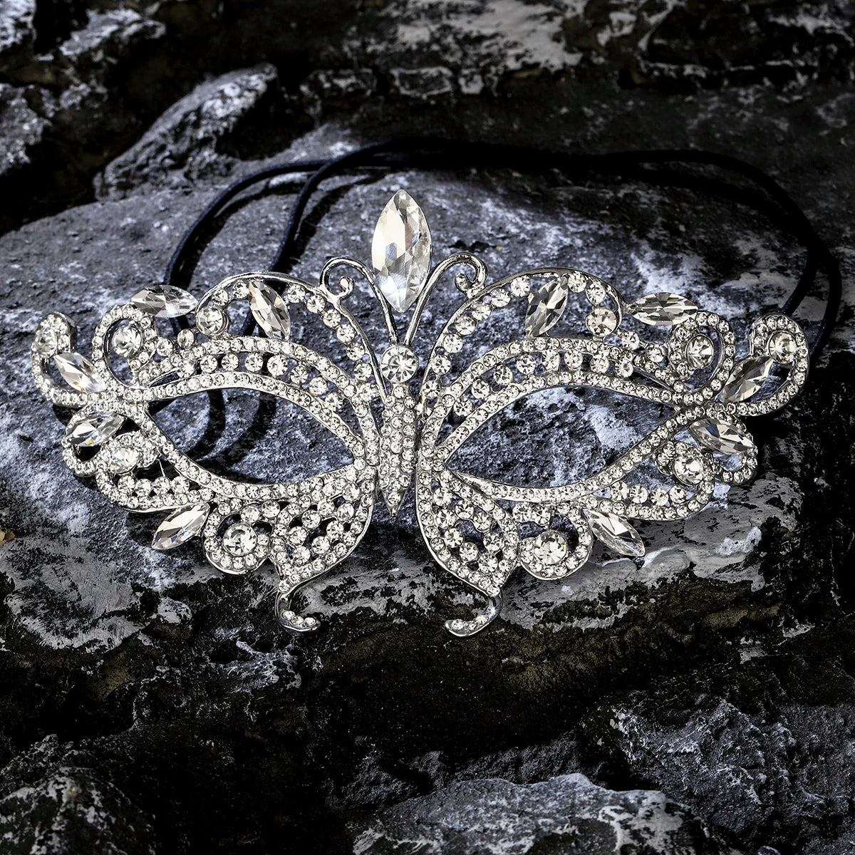 Masque Demi-Visage Papillon Strass - Mascarade, Halloween & Soirée