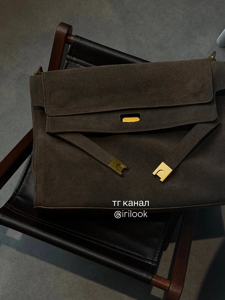 Sac Carré Femme Cuir Suède Luxe – Boucle Dorée Rétro Bandoulière Hiver Premium