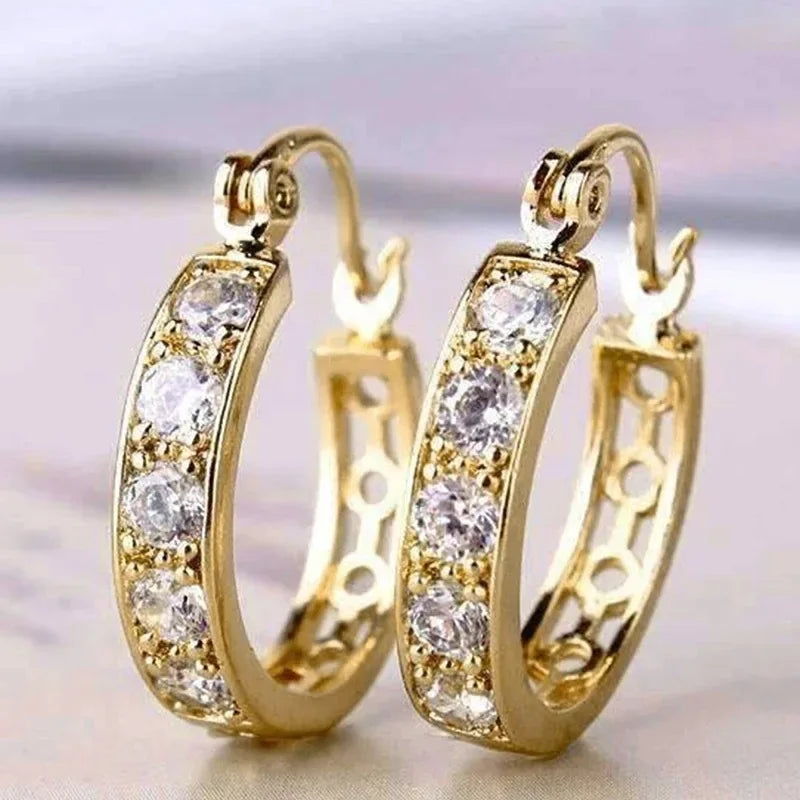 Créoles Luxe Pavées Zircon Couleur Or — Boucles d'Oreilles Femme Élégantes