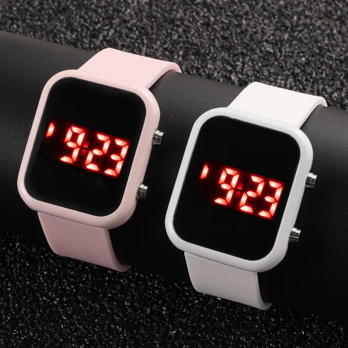 Montre LED Digital Unisexe Sport Étanche – Fashion Casual Homme Femme Ado Étudiant