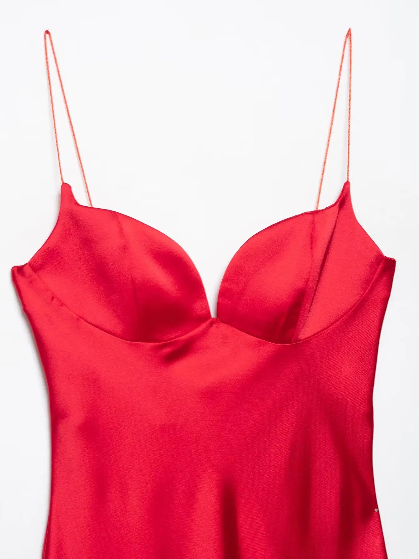 Robe Longue Femme Satin Rouge Col V Bretelles Sans Manches – Fermeture Dos Zip Élégante | HH Été 2025