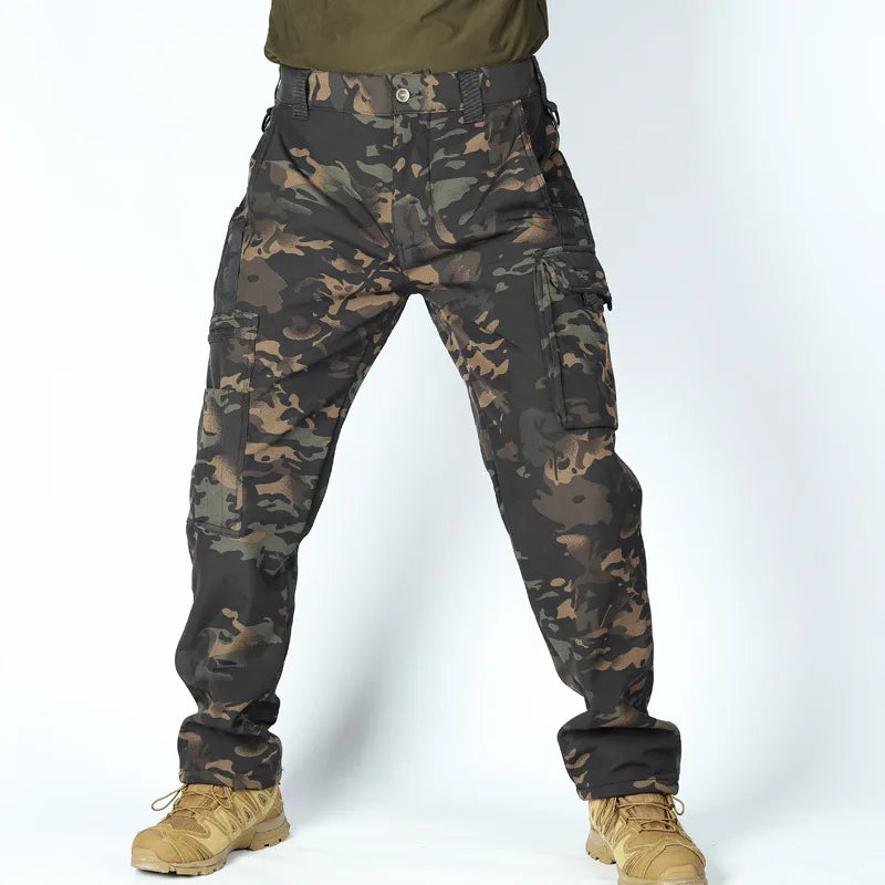 Herren Taktische Fleece Softshell Cargohose Multipocket Outdoor Wandern Sport Militär Warm Herbst Winter Arbeit – Premium Tactical Hose Allrounder | Outdoor Mode Premium Herren