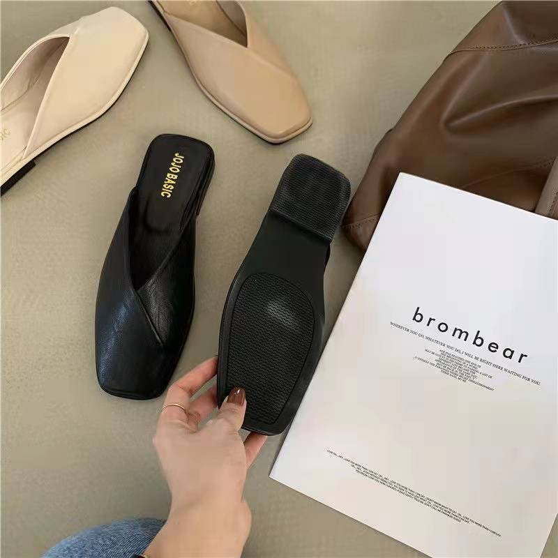 Mules Designer Cuir Bout Pointu Femme Été 2025 – Sandales Élégantes Chic Low Heel