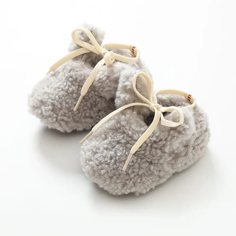 Chaussons Bébé Hiver Unisexe – Bottines Douces Cachemire Agneau Antidérapantes Chauds Nouveau-Né Toddler