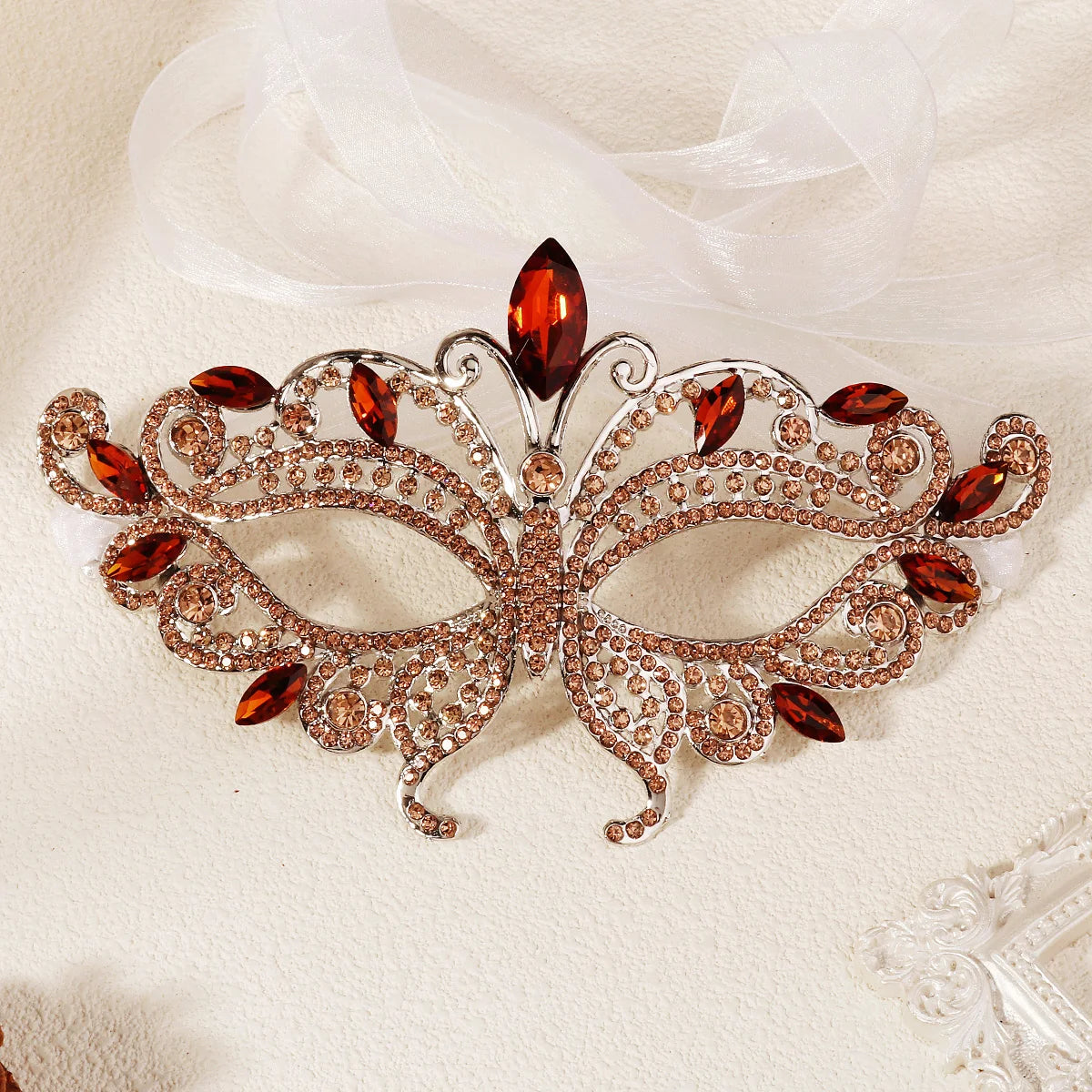 Masque Demi-Visage Papillon Strass - Mascarade, Halloween & Soirée