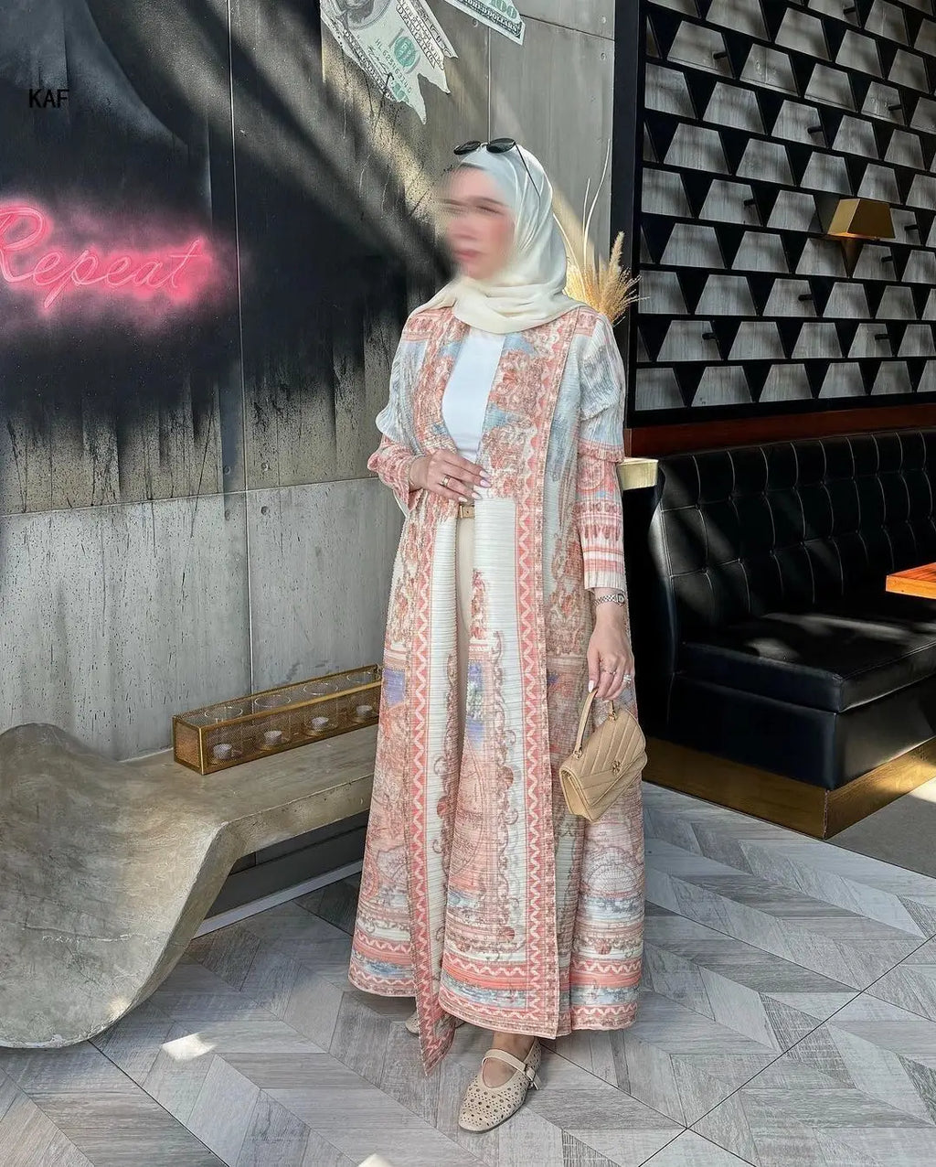 Kimono Cardigan Long Femme Abaya Imprimé Vintage Miyake Fluide Ample – Mode Modesté & Élégance