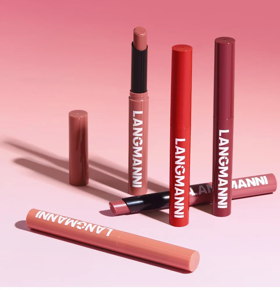Crayon Lèvres Mat Waterproof 12 Couleurs – Longue Tenue Sans Transfert | Teinture Nude & Lip Stain