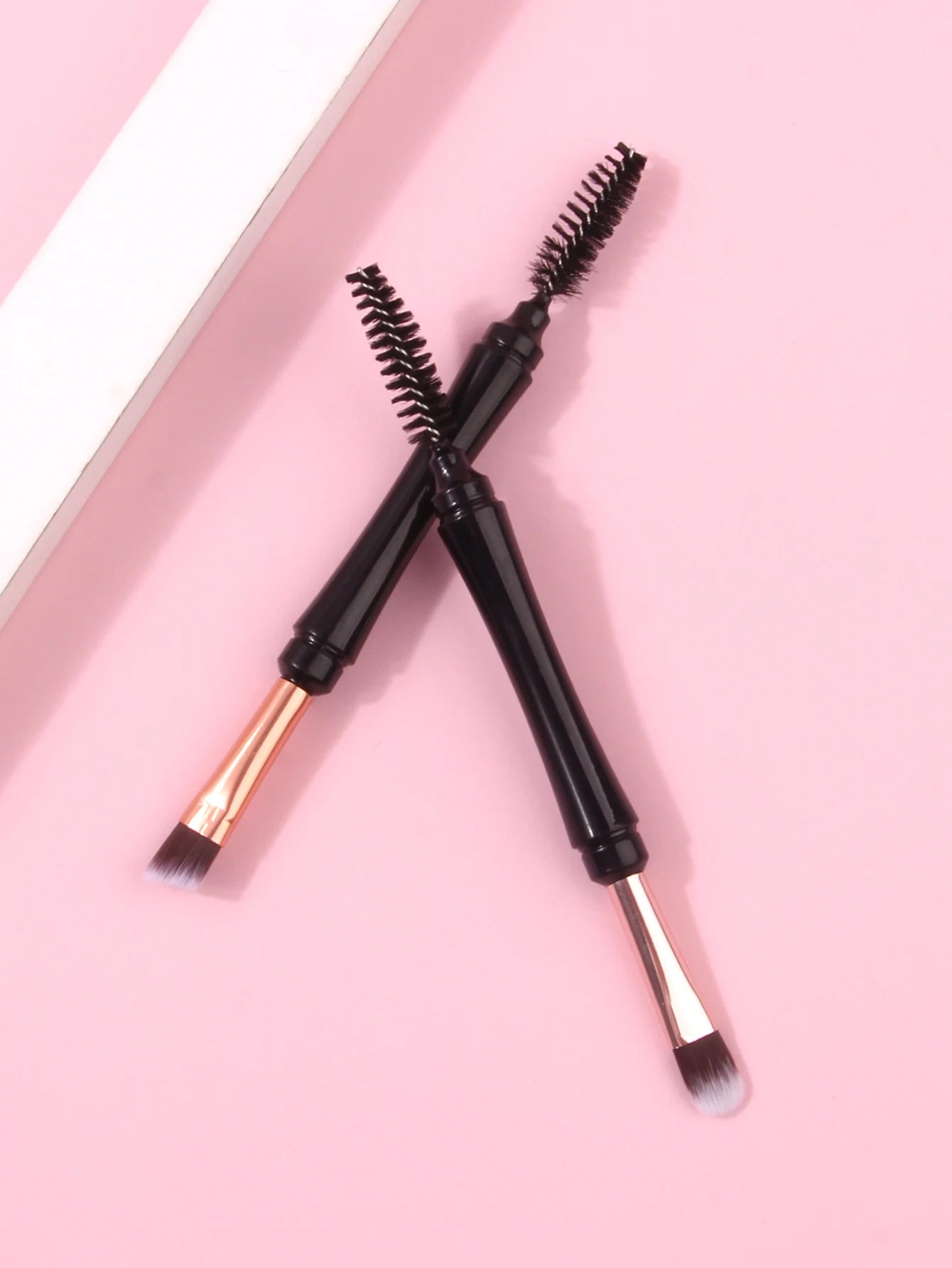 Mini Pinceau Double Embout Fards & Eyeliner – Couvercle Anti-Poussière | Microbrush Cils & Sourcils Portable