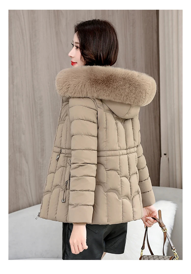 Doudoune Courte Femme À Capuche – Manteau Matelassé Chaud Haute Qualité | Hiver 2025 Tendance