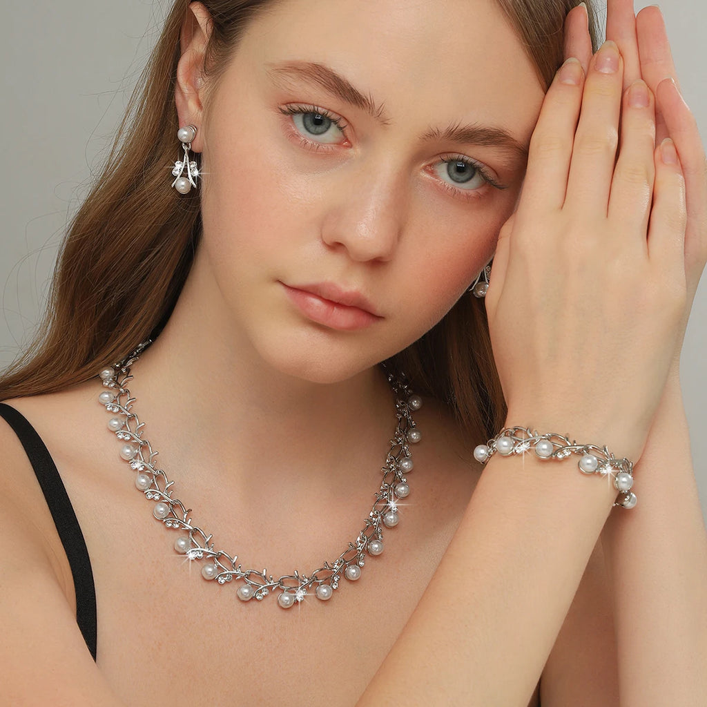 4-teiliges Brautschmuck-Set Perlen Strass – Halskette Ohrringe Armband Braut
