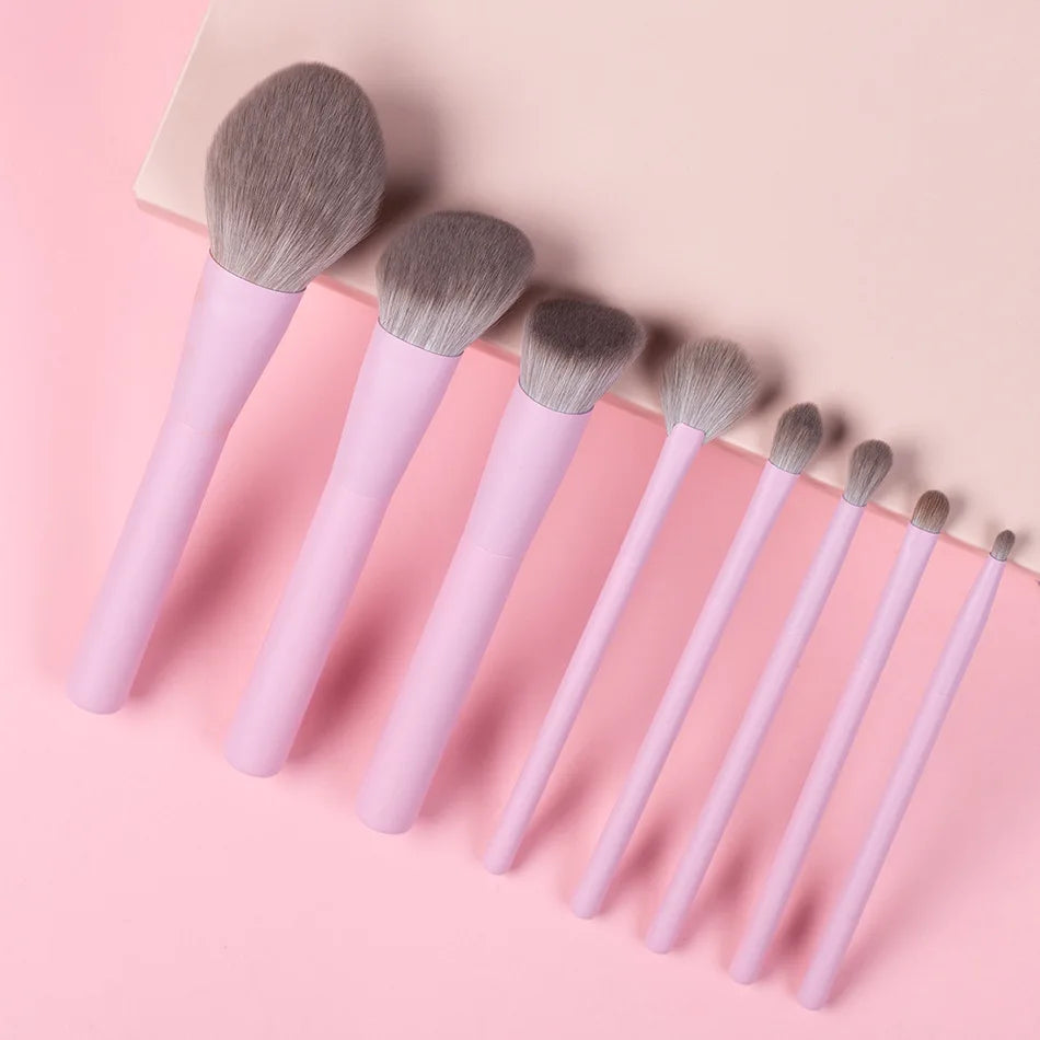 Set 8 Pinceaux Maquillage Violet & Rose Vegan – Poils Synthétiques | Fond de Teint, Fards & Poudre | Accessoire Beauté Premium