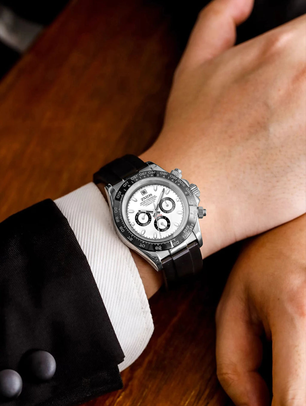 Montre Homme Luxe Légère Quartz Bracelet Silicone – Étanche Multifonction Business & Quotidien