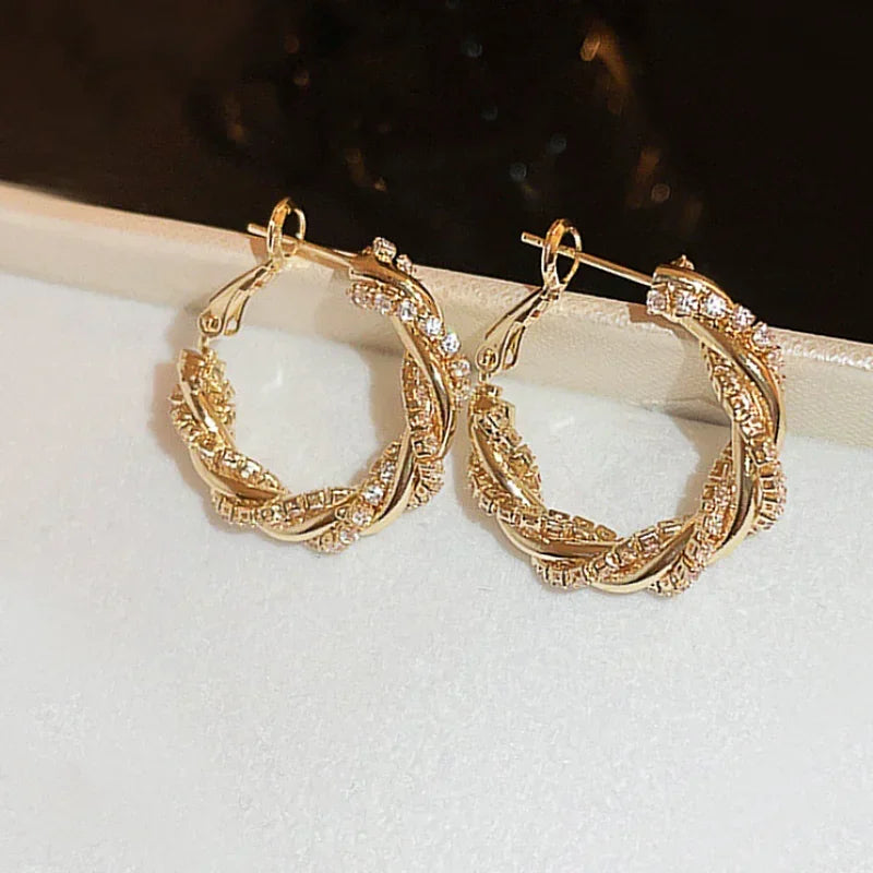 Créoles Luxe Pavées Zircon Couleur Or — Boucles d'Oreilles Femme Élégantes