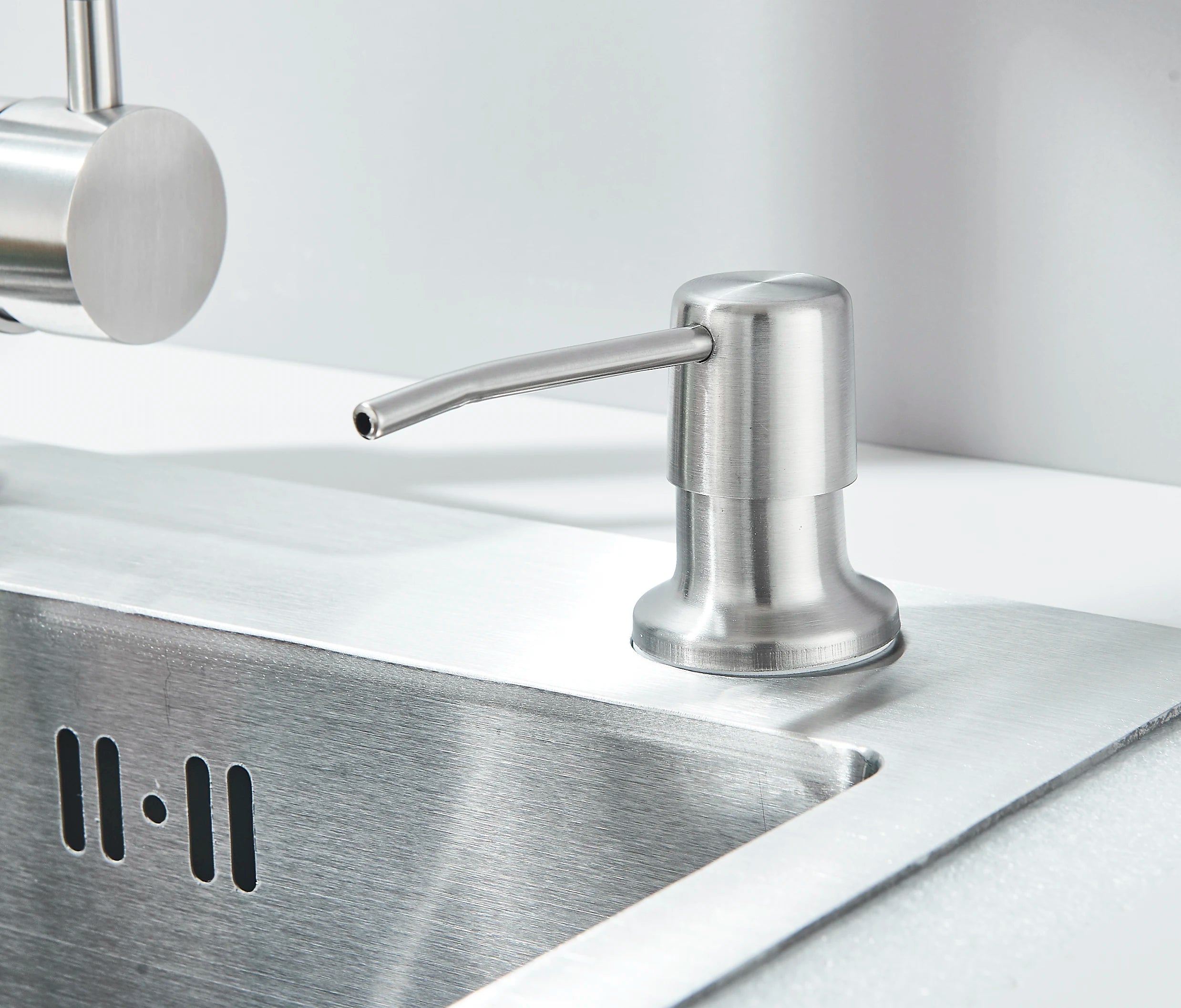 Évier Inox 55x45cm avec Robinet & Distributeur de Savon – Kit Complet Bonde + Panier | Cuisine