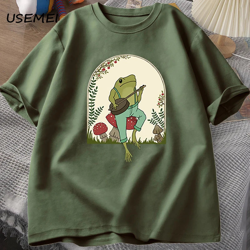 T-Shirt Homme Cottagecore Grenouille Banjo Champignon Aesthetic Coton Manches Courtes – Kawaii Nature Streetwear | Mode Homme Tendance