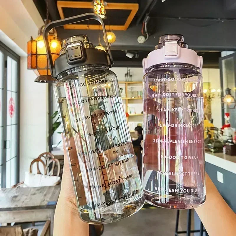 Gourde Sport 2L avec Paille & Marqueur Horaire – Grande Capacité | Hydratation Optimale Fitness, Gym & Outdoor | Portable