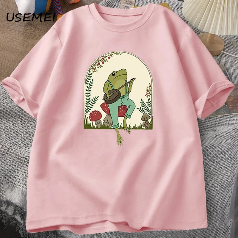 T-Shirt Homme Cottagecore Grenouille Banjo Champignon Aesthetic Coton Manches Courtes – Kawaii Nature Streetwear | Mode Homme Tendance