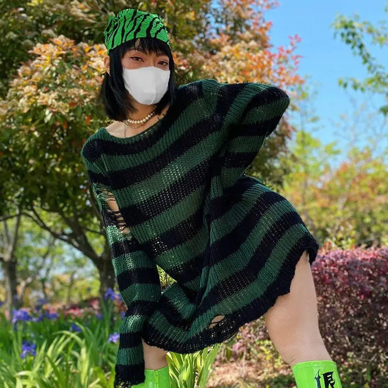 Gothic Damen Strickpullover Lila Streifen Zerrissen Ausgefranst – Fairy Grunge Lolita Emo Streetwear Stil
