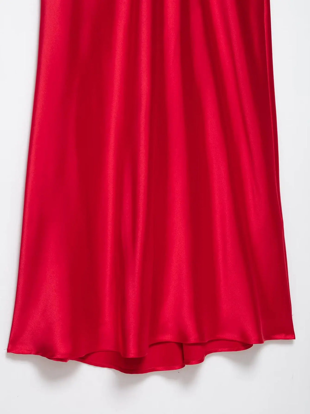 Robe Longue Femme Satin Rouge Col V Bretelles Sans Manches – Fermeture Dos Zip Élégante | HH Été 2025
