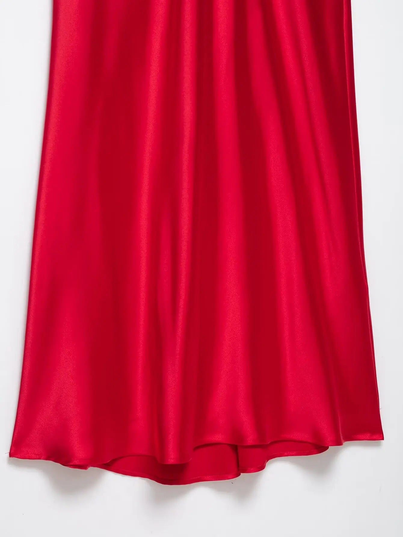 Robe Longue Femme Satin Rouge Col V Bretelles Sans Manches – Fermeture Dos Zip Élégante | HH Été 2025