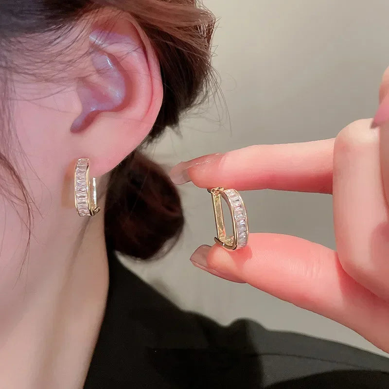 Créoles Luxe Pavées Zircon Couleur Or — Boucles d'Oreilles Femme Élégantes