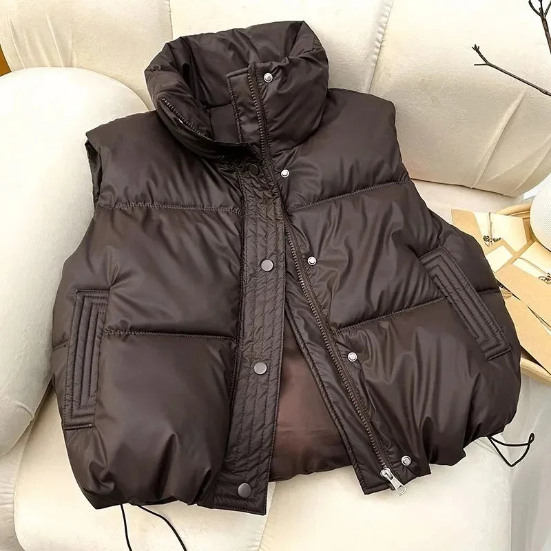 Gilet Doudoune Femme Sans Manches Col Montant Chaud Léger Casual Hiver – Veste Matelassée Élégante Confortable | Mode 2026