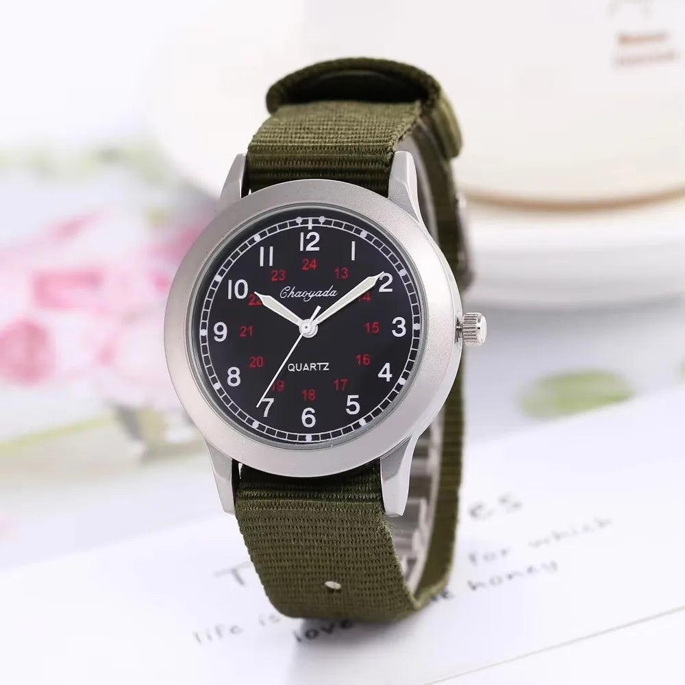Montre Enfant UTHAI CQ26 Sport Quartz – Fille Garçon Lumineuse Étanche Cadeau