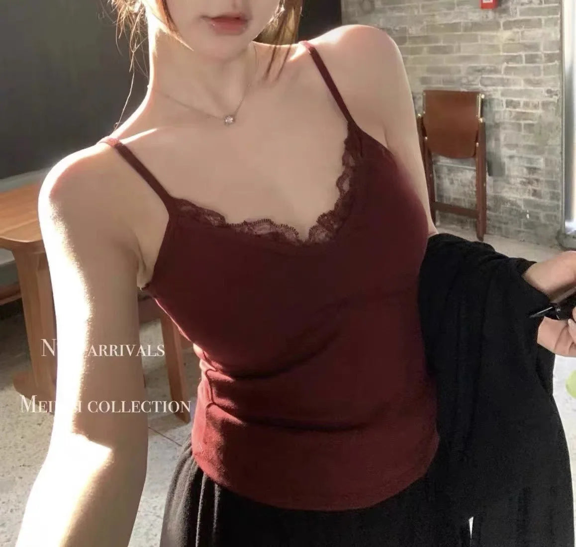 Camisole Dentelle Crop Top Femme Sans Manches – Style Coréen Coquette | Blanc Noir Y2K Été