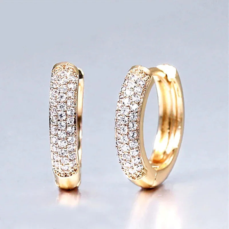 Créoles Luxe Pavées Zircon Couleur Or — Boucles d'Oreilles Femme Élégantes
