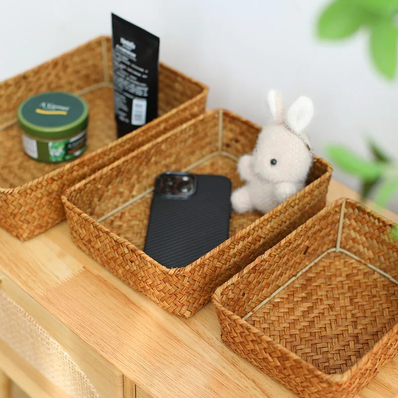 Panier Tressé Algues Rangement Bureau & Salon – Skincare, Télécommande, Clés & Cosmétiques | Déco Naturelle