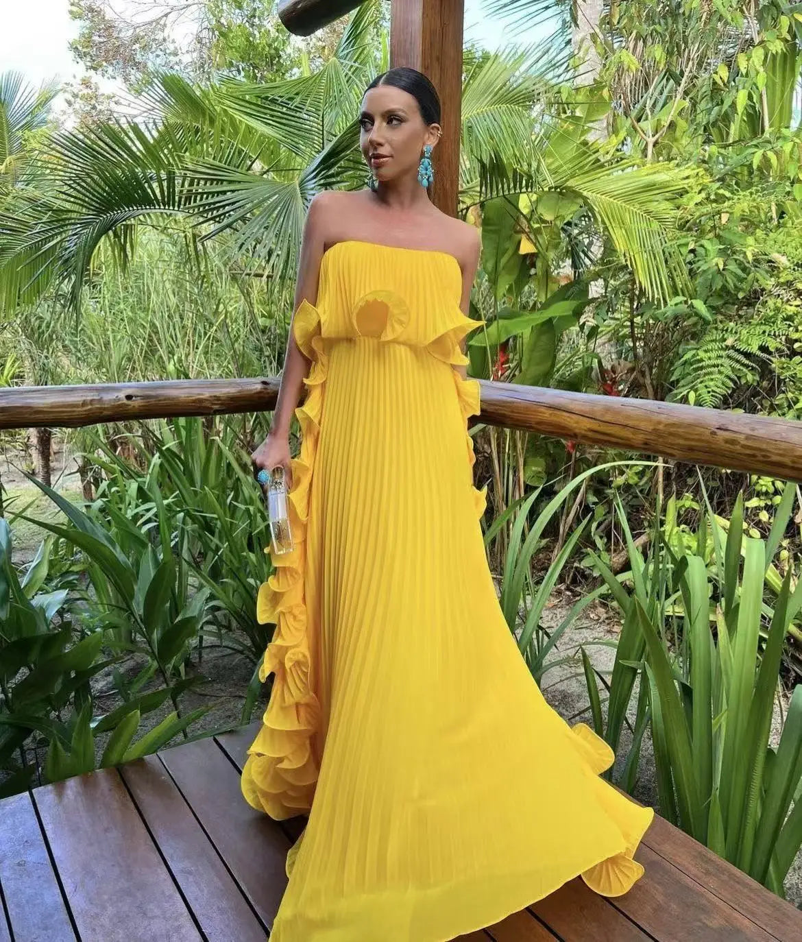 Robe Longue Femme Orange Chiffon Plissée Volants Sans Bretelles – Élégante Plage & Soirée | Été