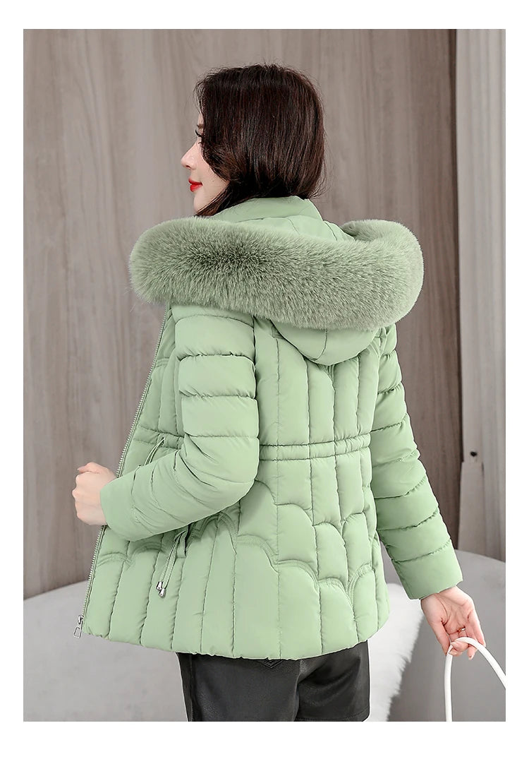 Doudoune Courte Femme À Capuche – Manteau Matelassé Chaud Haute Qualité | Hiver 2025 Tendance
