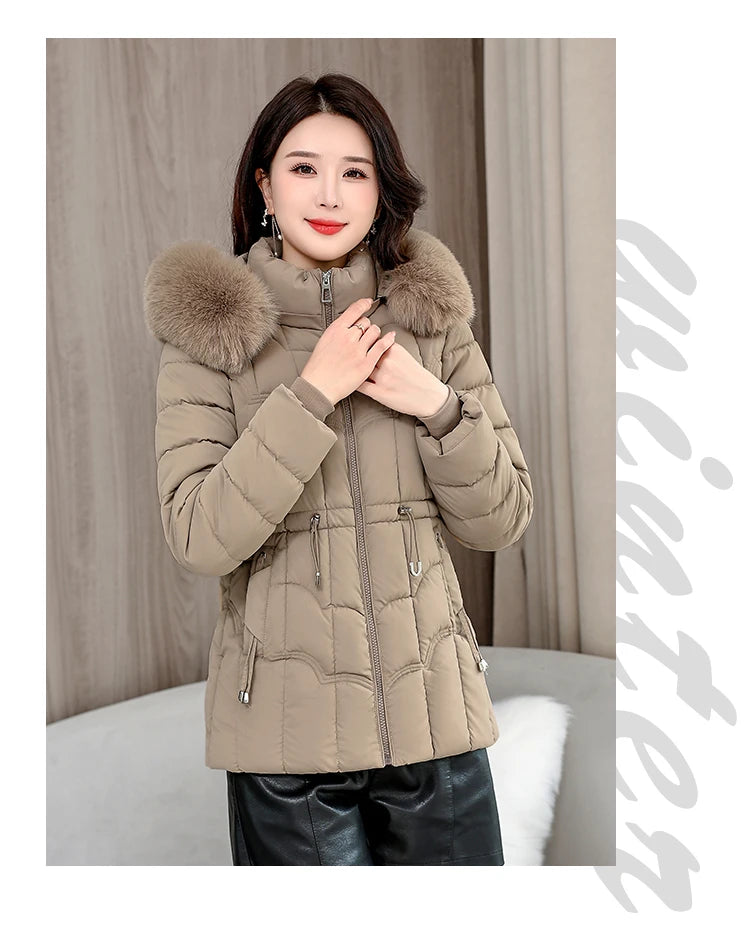 Doudoune Courte Femme À Capuche – Manteau Matelassé Chaud Haute Qualité | Hiver 2025 Tendance