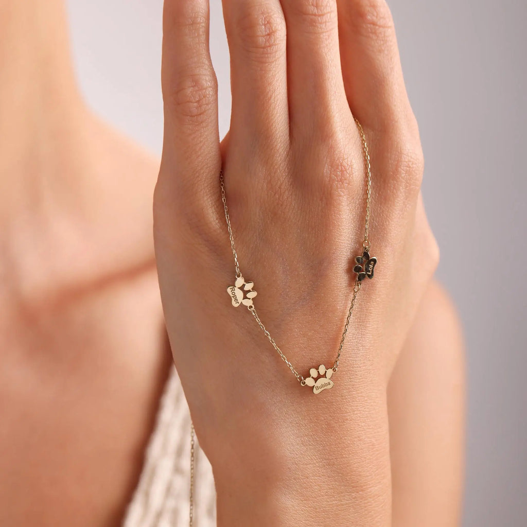 Collier Patte de Chien Personnalisé Prénom – Pendentif Minimaliste Bijou Animal Famille