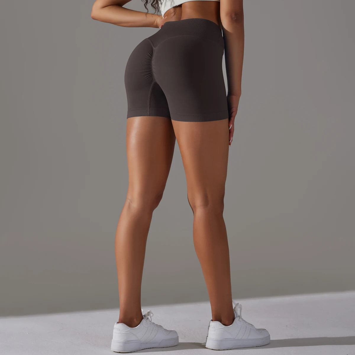 Short Yoga Femme Taille Haute Croisée Gainant Fessier Gym Running Fitness – Short Sport Sculptant Élastique | Mode Athleisure