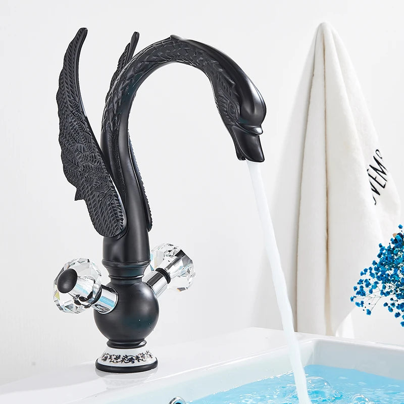 Robinet Lavabo Design Cygne en Laiton – Or & Noir, Mitigeur Eau Chaude & Froide | Salle de Bain Luxe